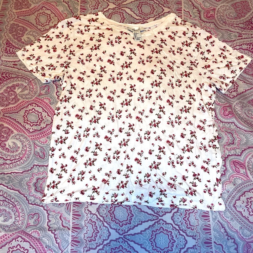 Forever 21 floral top with red, green, white colors